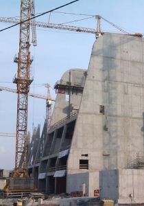 plac budowy betonowego obiektu wielkopowierzchniowego